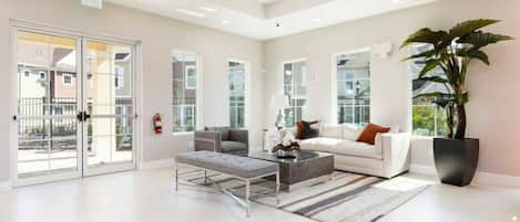 Studio (4 Bedrooms) | Interior