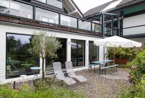 Kitchen with gas stove, own barbecue area with a small garden, king-size beds