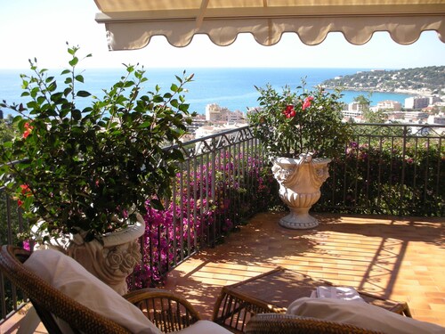 Villa mit Schwimmbad Cote d'Azur, 7 km von Montecarlo 200 m vom Meer _ 06083000463A0