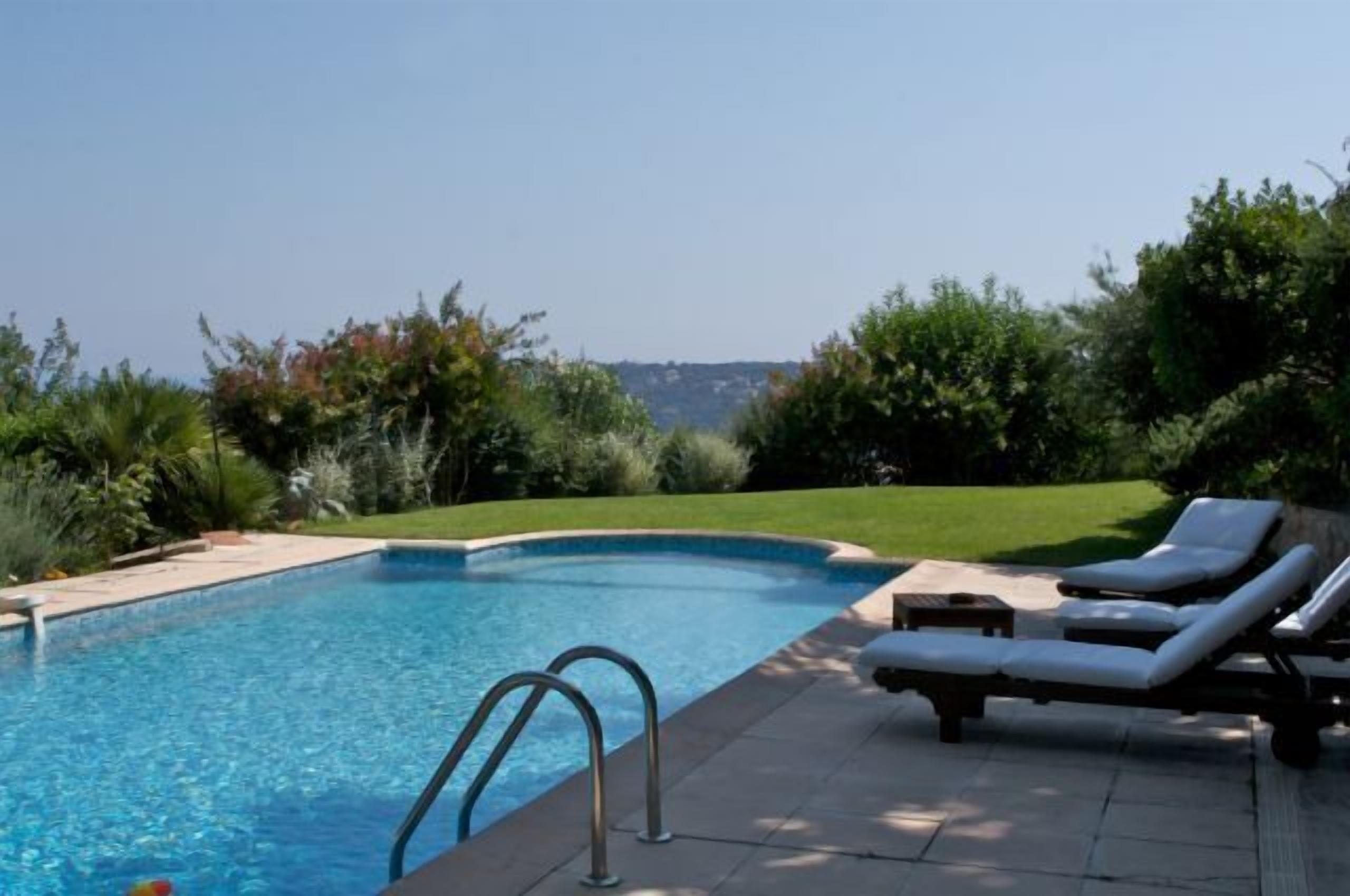Piscine extérieure