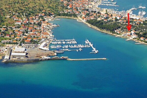 Marina - Studio apartment for 2 with balcony directly on the beach, Ap.A4 (Betina)