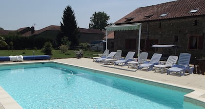 ROMEO - magnifiquement restauré Grange avec une grande piscine