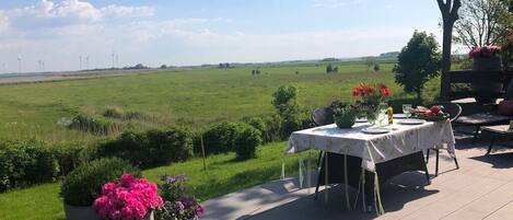 Restauration en plein air