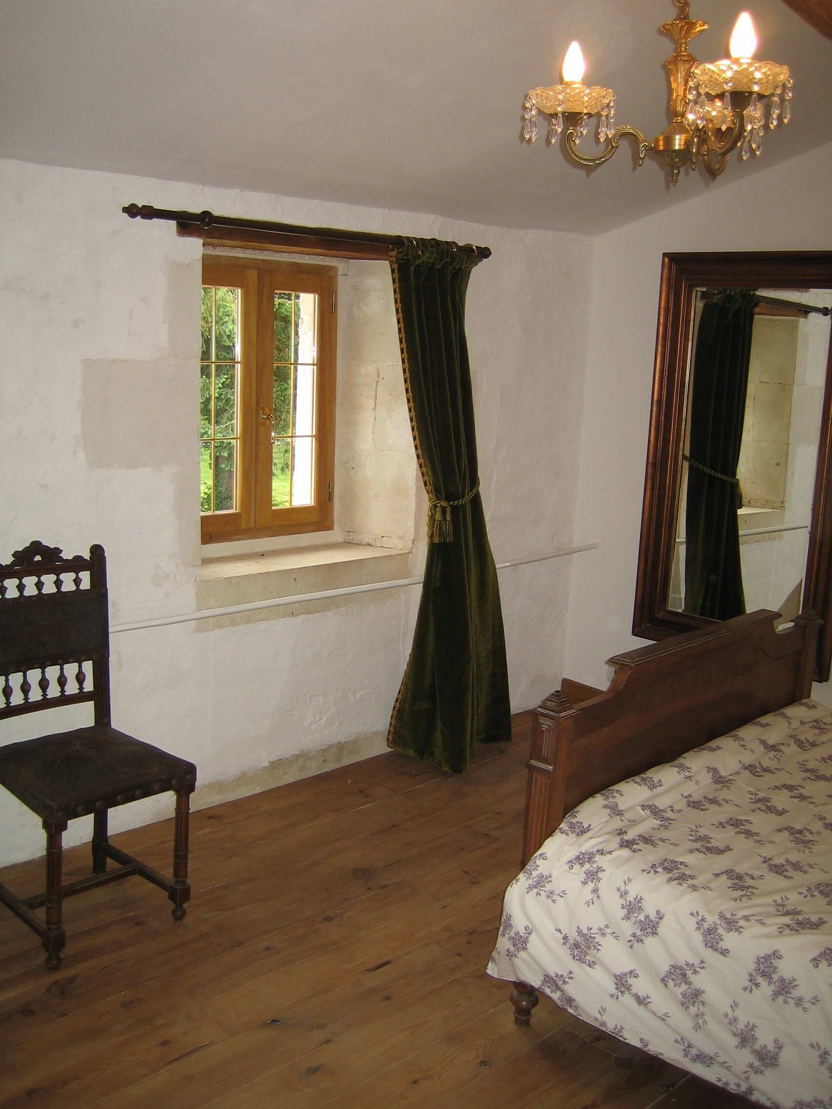 Rural cottage near Saintes