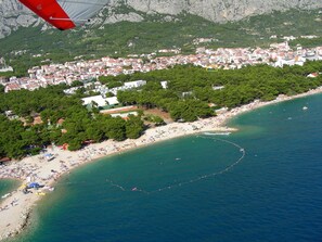 Plage à proximité, chaise longue