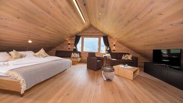 5 Schlafzimmer, Zimmersafe, Bügeleisen/Bügelbrett, WLAN