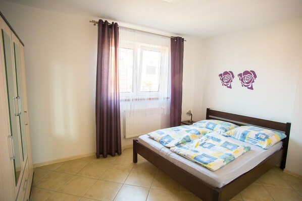 2 bedrooms, free WiFi, bed sheets