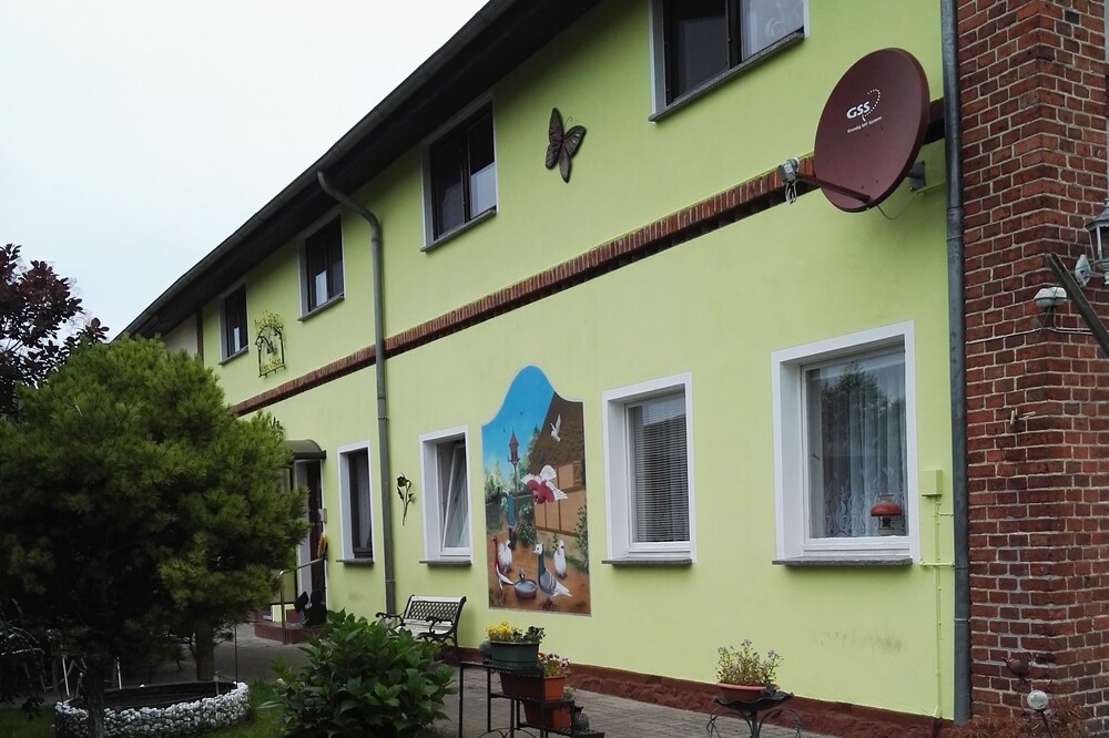 Holidays near the Baltic Sea - with bird breeders