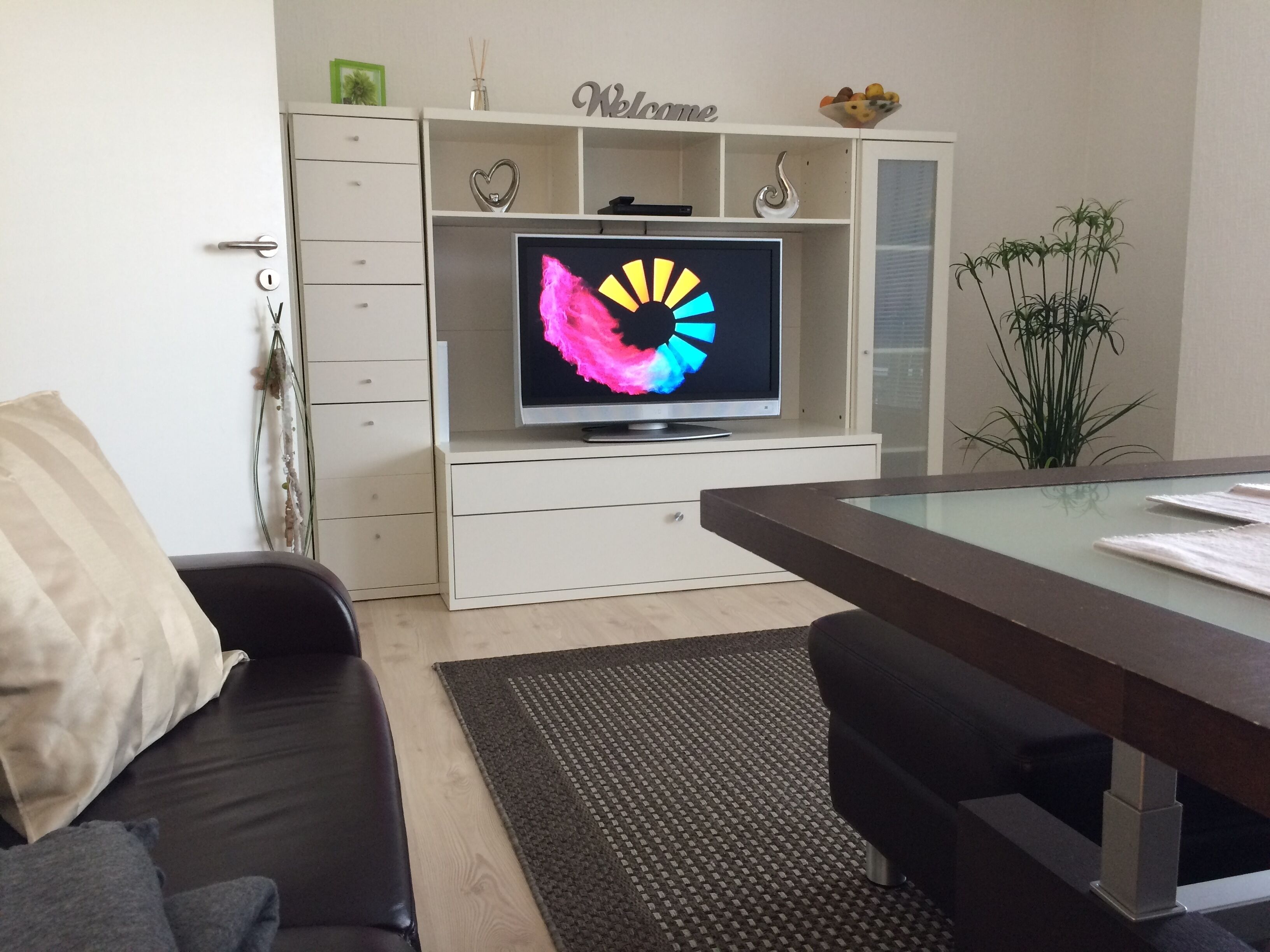 Exclusive equipment in 65 square meters of living space, a living room (au