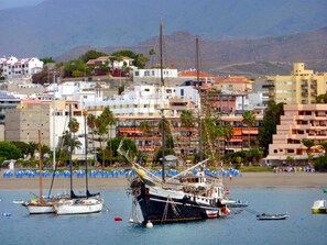 Marina - Casa Sarita - Stylish feel-good oasis with boho terrace & sea view (Chayofa)