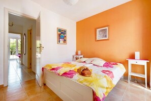 2 bedrooms, in-room safe, iron/ironing board, travel cot
