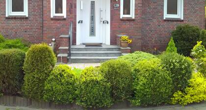 Holiday home Leer Logaerweg 102