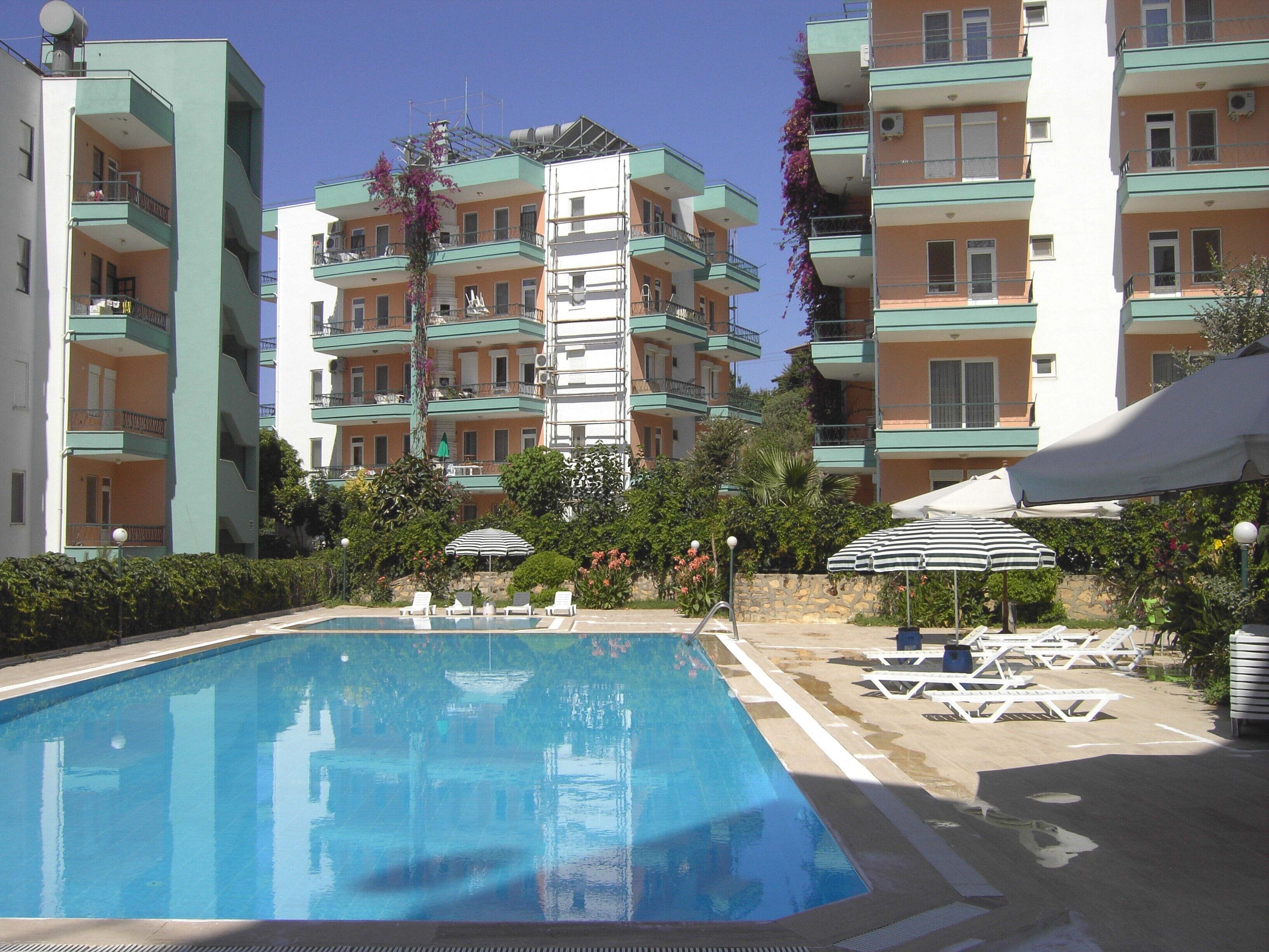 Beautiful apartment for up to 6 pers. In Avsallaer with large pool area