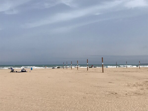Vlak bij het strand, strandlakens