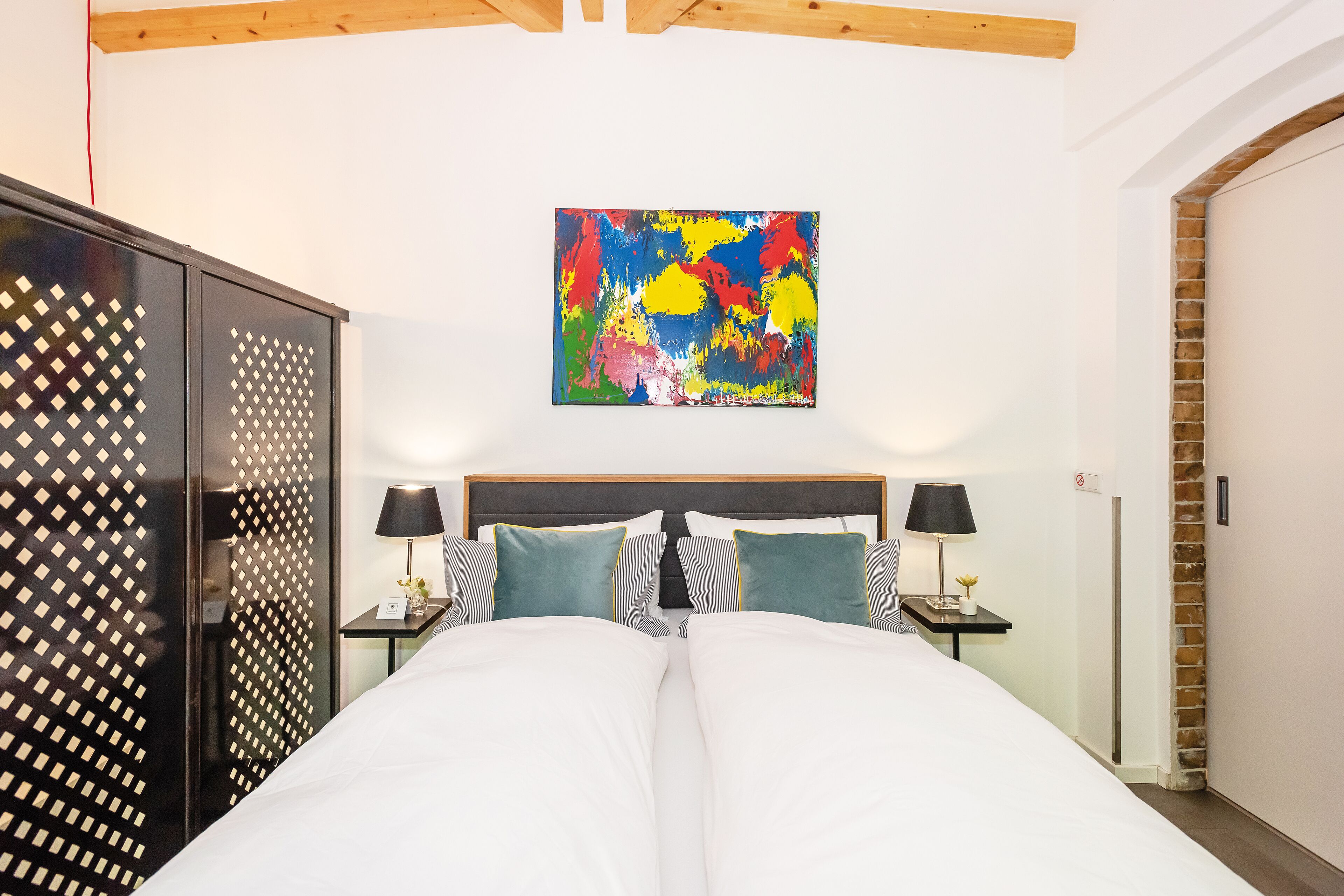 YOUR PRIVATE GARDEN TOWNHOUSE IN BERLIN PRENZLAUER MOUNTAIN