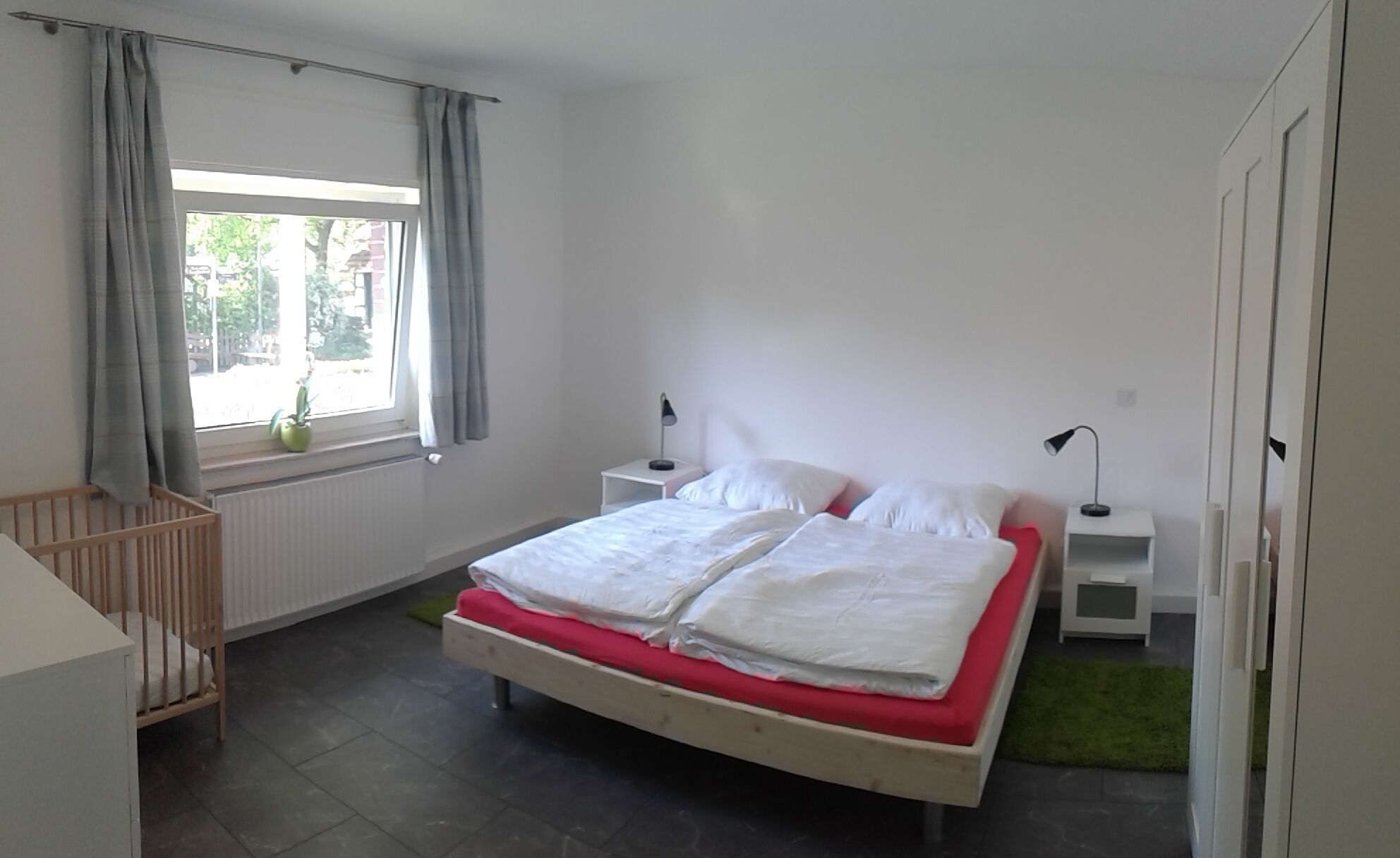 Family-friendly apartment in a quiet residential area in Hüde