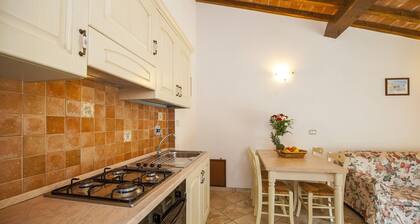 Appartement neuf pour 4 personnes au coeur de la Toscane "La Sughera"