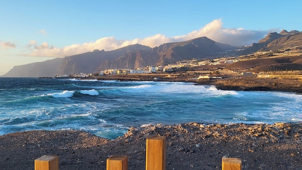 Plage à proximité, chaises longues