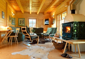 Smart TV, fireplace, foosball, table tennis