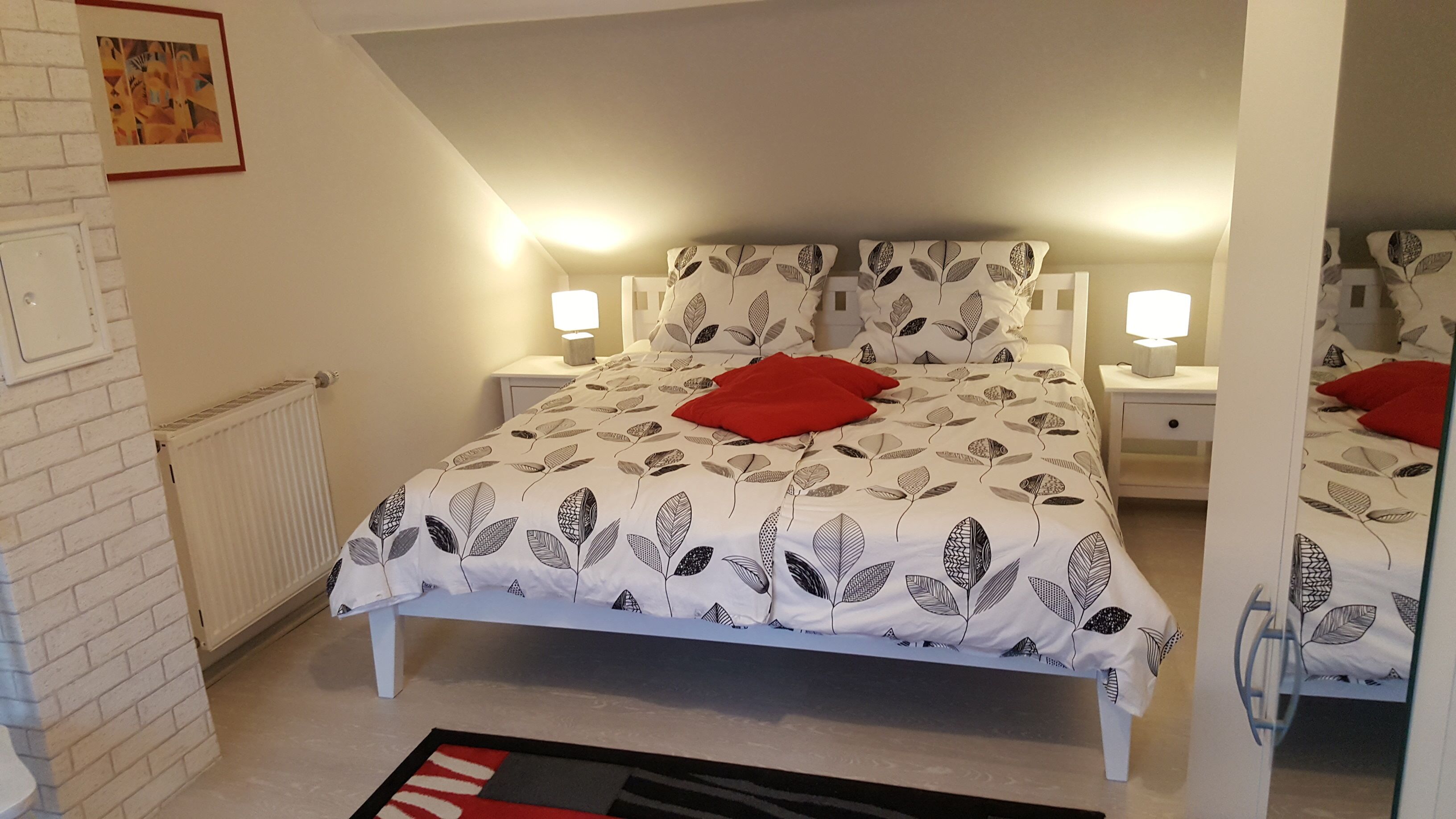 1 bedroom, desk, iron/ironing board, WiFi