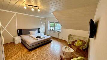 3 Schlafzimmer, kostenloses WLAN, Bettwäsche