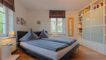 2 Schlafzimmer, Bügeleisen/Bügelbrett, Reisekinderbett, Internetzugang