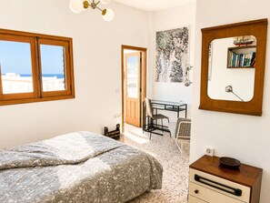 3 bedrooms, iron/ironing board, Internet, bed sheets - Typical Canarian house in authentic village at the sea, without mass tourism (La Jaca)