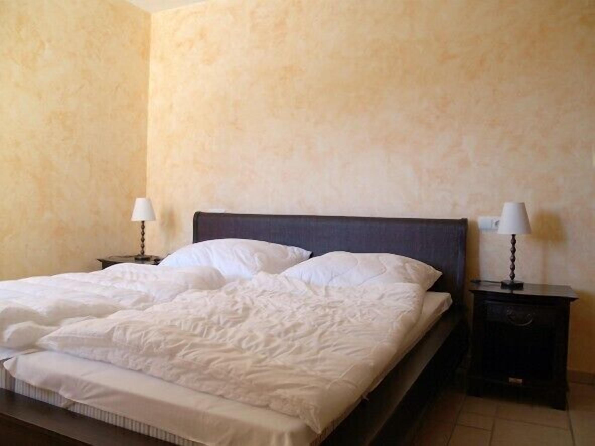 luxury villa with swimming pool and children's pool with breathtaking view