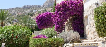 Holiday house for 4 people with private pool and panoramic views