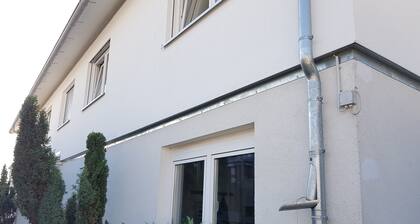 Cityloft Smaragd zentral, MesseNbg, Playmobil Funpark, Dokuzentrum, Uniklinik ER