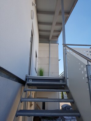 تفاصيل الفندق من الخارج