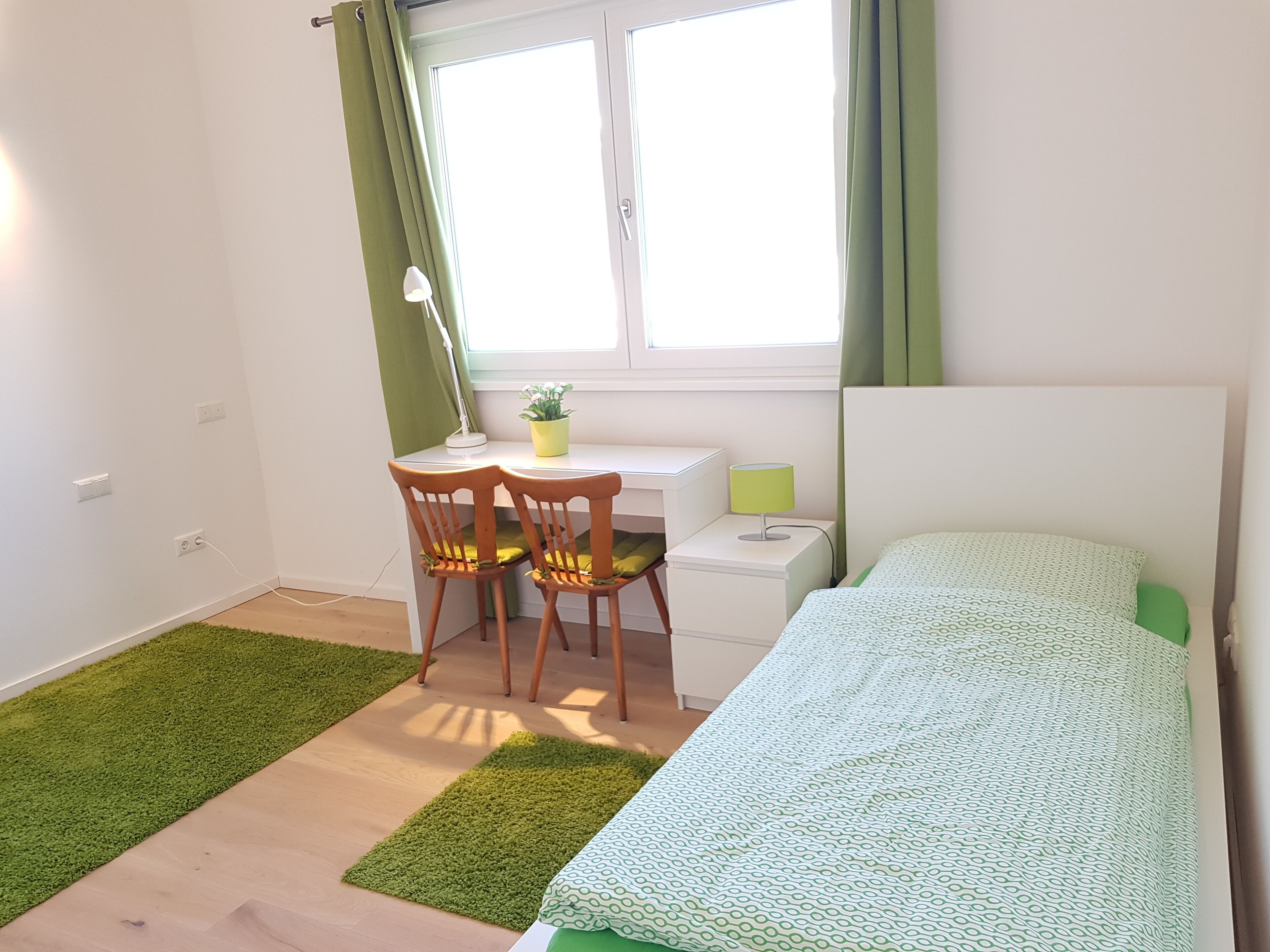 Cityloft Smaragd mit  grünem Schlafzimmer