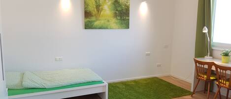 1 bedroom, iron/ironing board, Internet, bed sheets