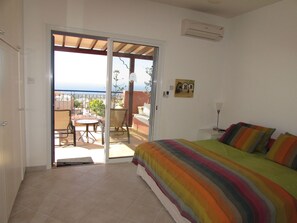 2 室のベッドルーム、セーフティボックス (室内)、アイロン / アイロン台、WiFi