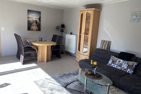 Wohn- Esszimmer - Blick vom Schlafzimmer