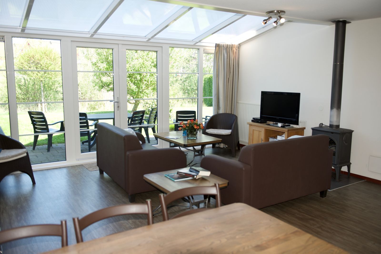 Antibes 252 - Kustpark Village Scaldia - Detached holiday home directly at the lake.