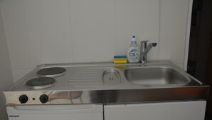 Unclassified image, 4 of 9, button - Studio, Graz center, quiet (Graz)
