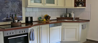 (g) Roosike-vakantie in Bacharach-Steeg, modern appartement op het platteland