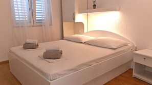 2 habitaciones, wifi gratis y ropa de cama 