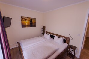 1 makuuhuone, silitysrauta/-lauta, ilmainen Wi-Fi, vuodevaatteet