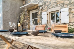 Restauration en plein air