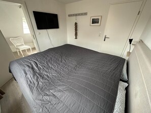 1 bedroom, desk, travel cot, free WiFi - Apartment bat (Bad Segeberg)