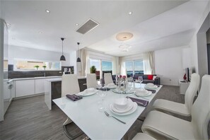 Dining - Villa Red with pool, seaview (Makarska)