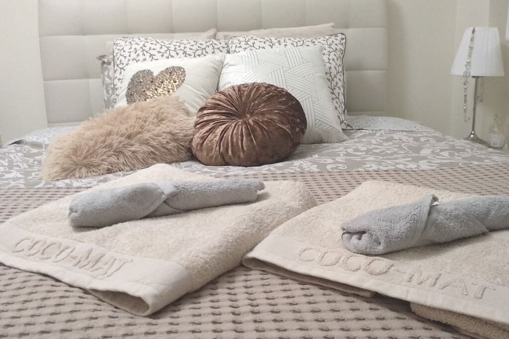 Theano's Cozy & Quiet ** Lux ** Central Flat - Wifi