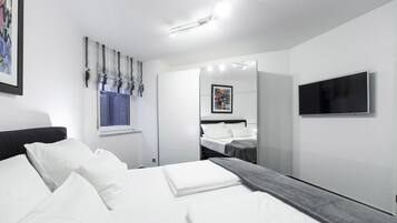 1 bedroom, iron/ironing board, WiFi, bed sheets