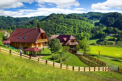 Apartment Blau on the farm Pirc