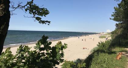 Ruhig gelegenes Ferienhaus direkt an der Ostsee nahe Warnemünde