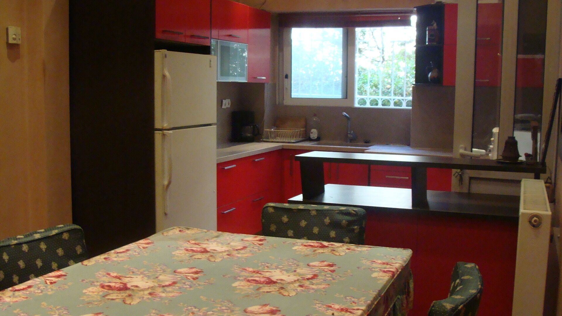 Villa apartment, with garden, pets allowed, subway and bus nearby, SuperMarkt.