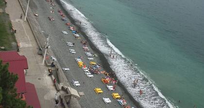 Roof terrace apartment with fantastic sea views