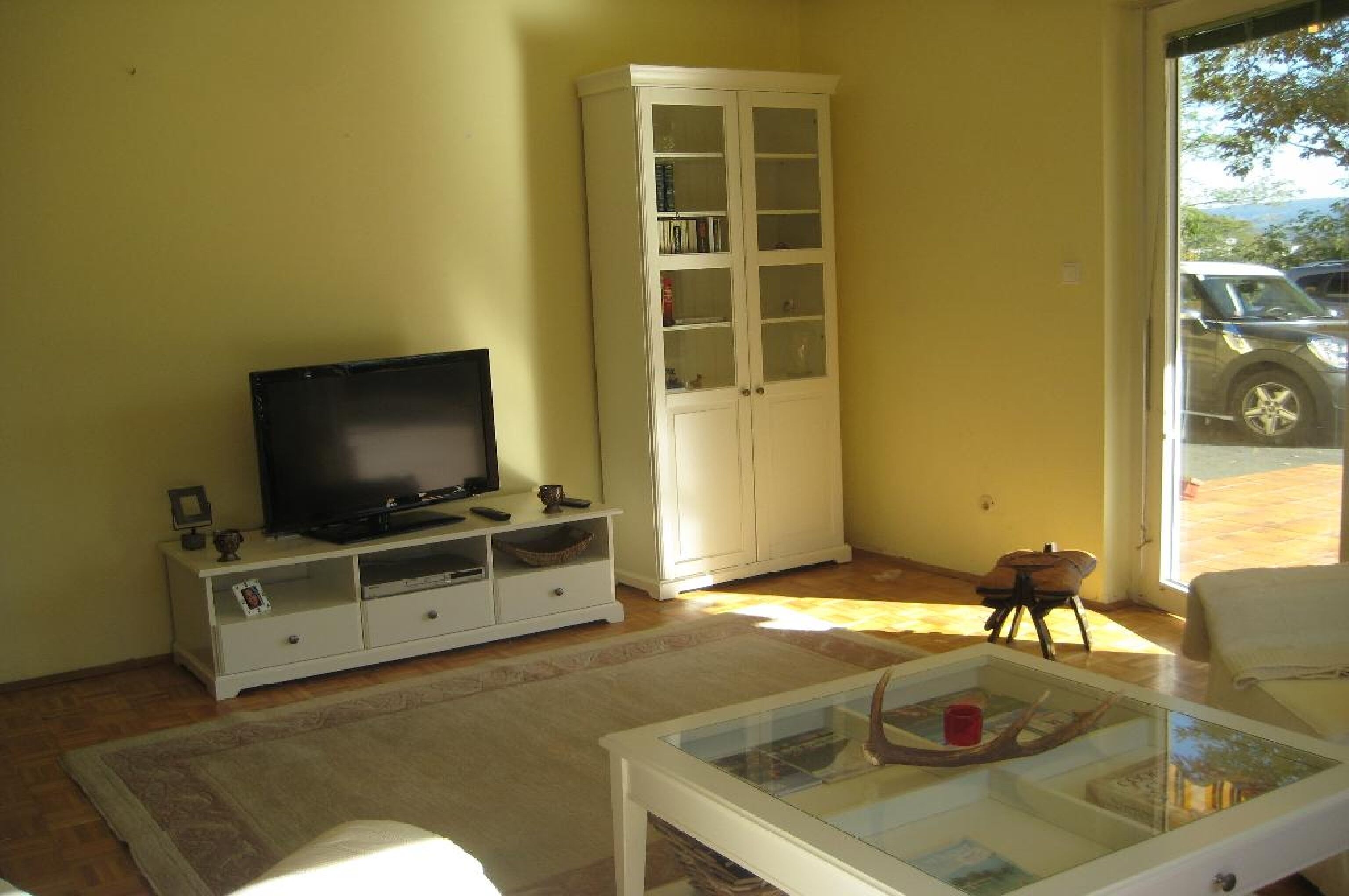 Dream apartment with a huge terrace in a cottage location with a remote view of the Karawanken